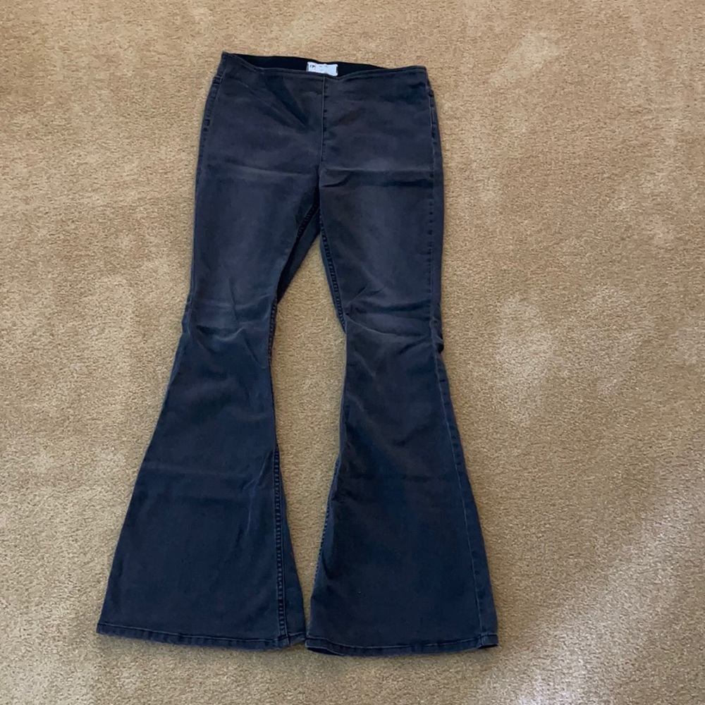 FREE PEOPLE brand Pull-On Flare Jean